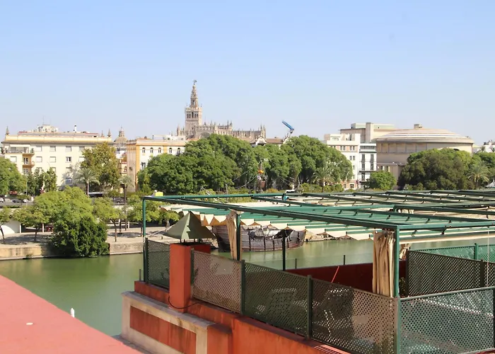 Luisahouse, En El Corazon De Y Triana * Sewilla