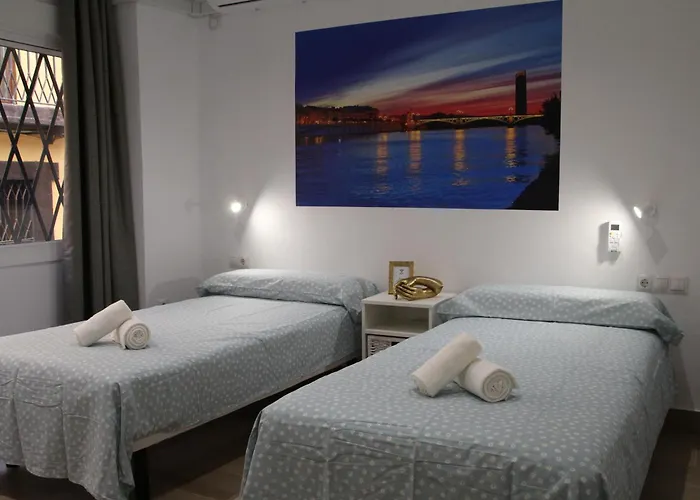 Apartament Luisahouse, En El Corazon De Y Triana Sewilla