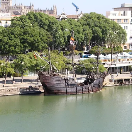 Luisahouse, En El Corazon De Y Triana Σεβίλλη